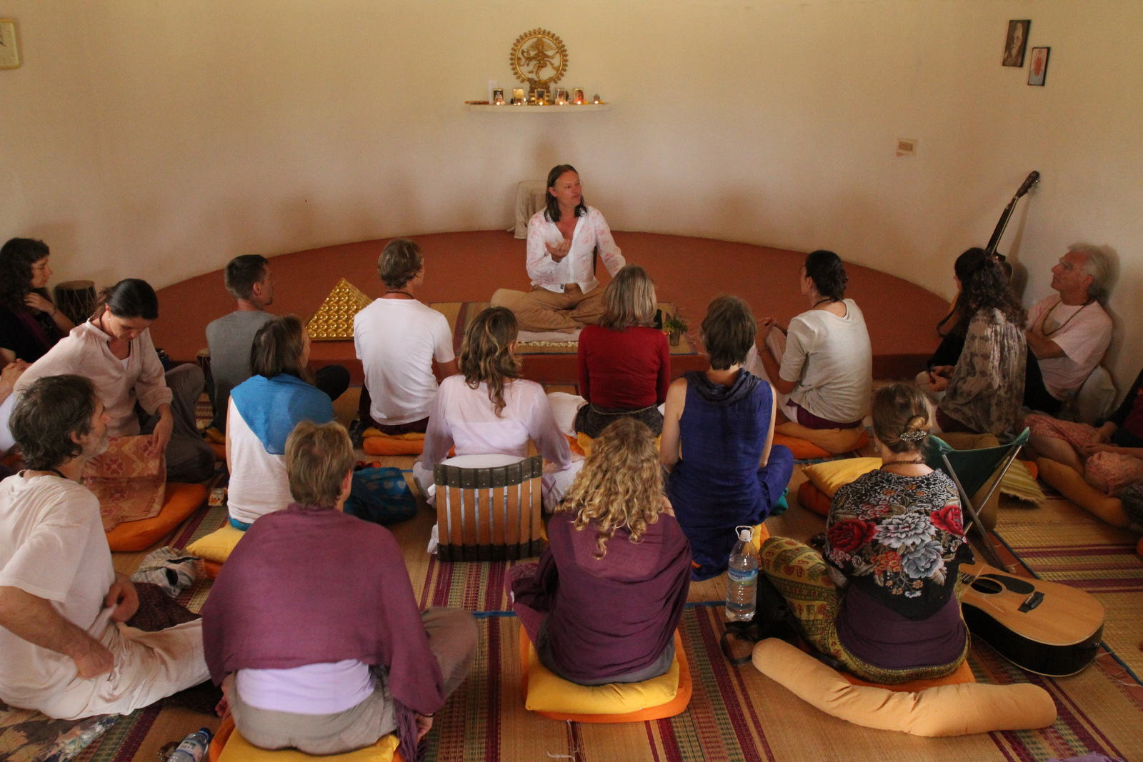 Satsang met Paas-Gayatri recitatie